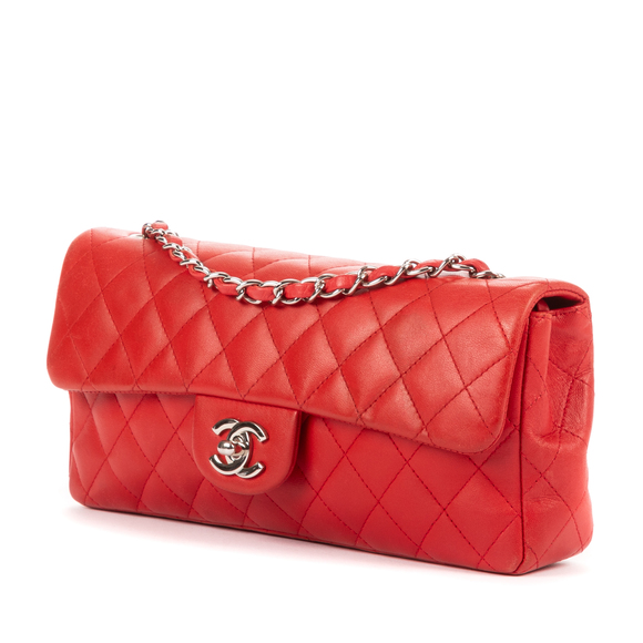 Chanel East West Flap - Picture 2 of 11